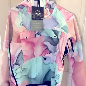 Women’s hiker jacket in Mirage by Dope Snow NWT